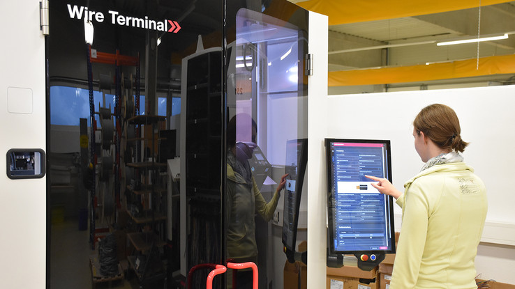 automatisierte Konfektionierung der benötigten Drähte in einem Wire Terminal WT