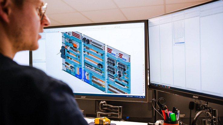 Für die 3D-Schaltschrankplanung nutzen die Röring Elektrokonstrukteure EPLAN Pro Panel. 